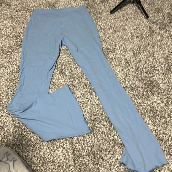 Outdoor Voices Bootcut/Wide Leg Yoga Pants - Picture 2 of 8